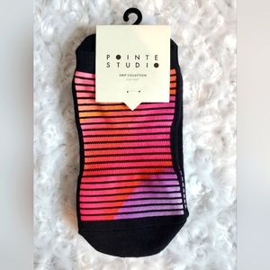Pointe Studio, Grip Collection, Barre Socks, medium/large, full foot